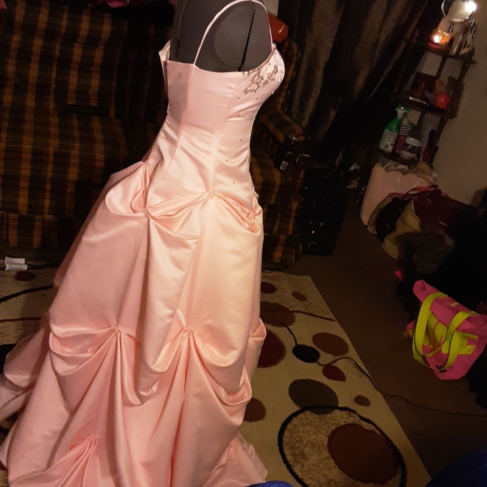 Prom gown - Picture 5 of 6